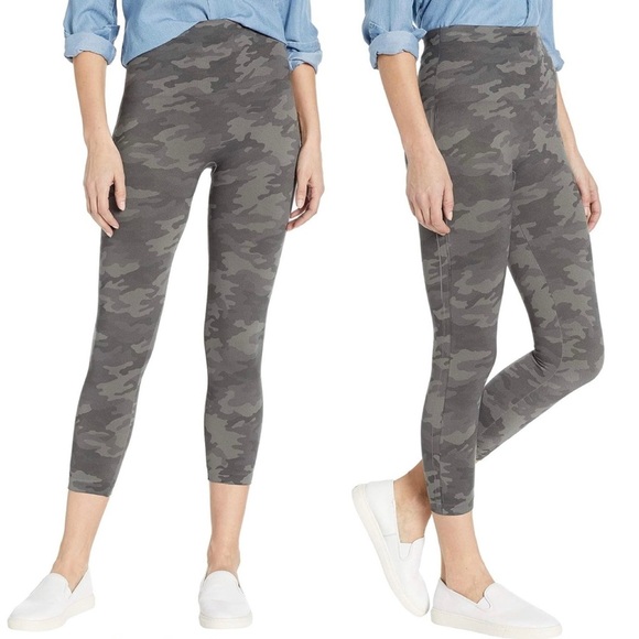 SPANX Look at Me Now Seamless Cropped Leggings in Sage Camo size S